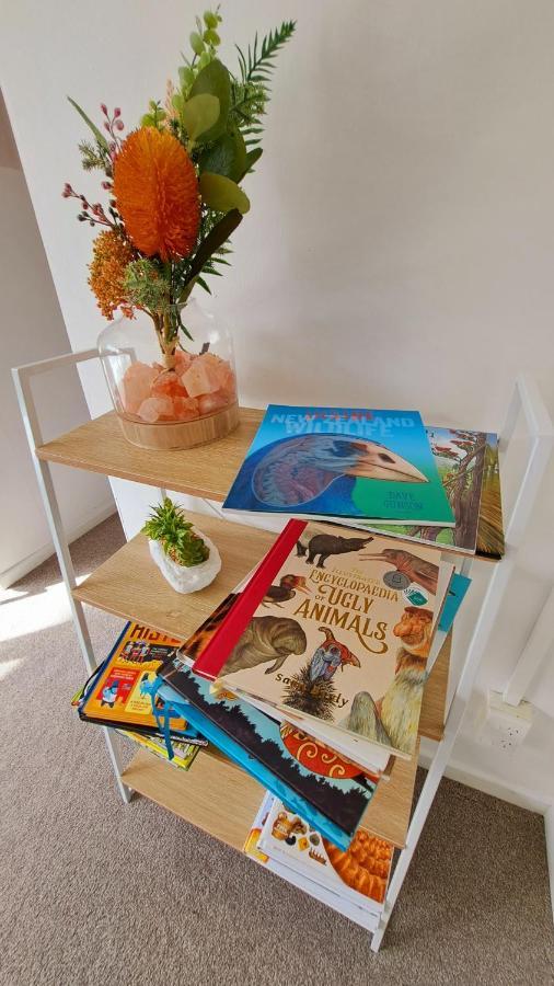 אוקלנד Family Friendly 3Br Flat - 3Min Walk To The Beach - Self Contained מראה חיצוני תמונה